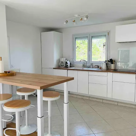 Le Du Buisson Rond Apartment